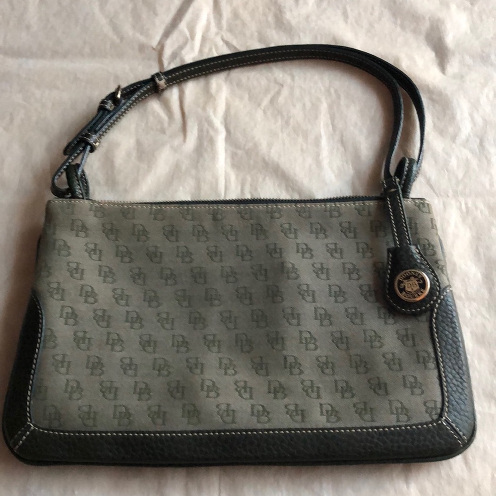 Dooney & Bourke Purse